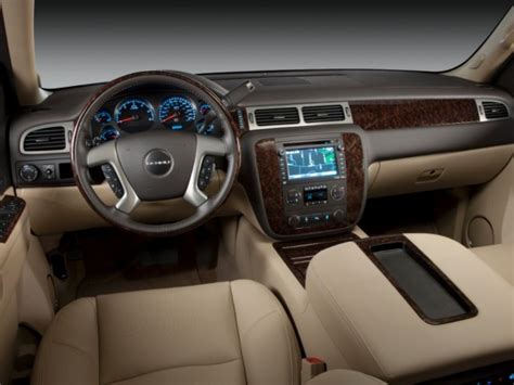 2014 GMC Yukon: 71 Interior Photos | U.S. News