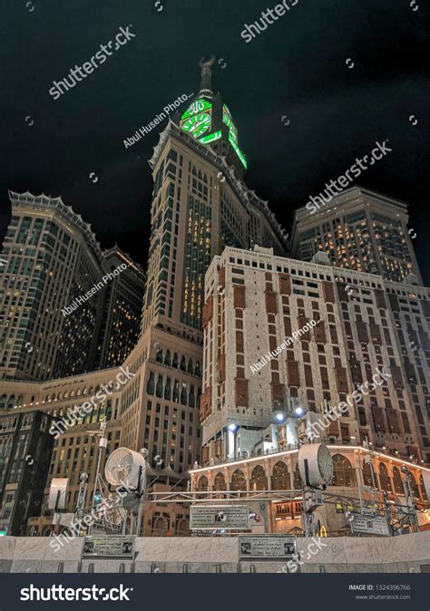 Mecca Saudi Arabia Jan 22 2019 Stock Photo (Edit Now) 1324396766