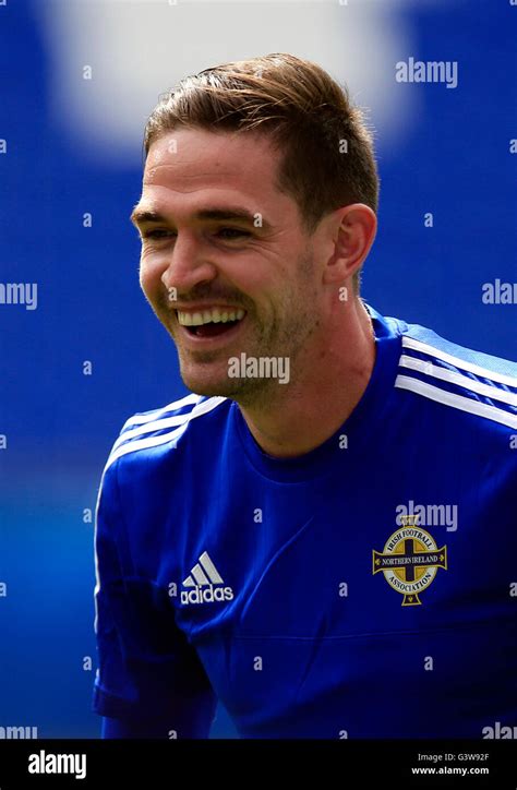 Kyle lafferty training for northern ireland hi-res stock photography ...