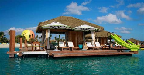 Exclusive Coco Beach Club Opens on Perfect Day at CocoCay