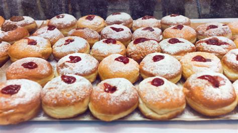 Why Do We Eat Jelly Donuts on Hanukkah? | The Nosher