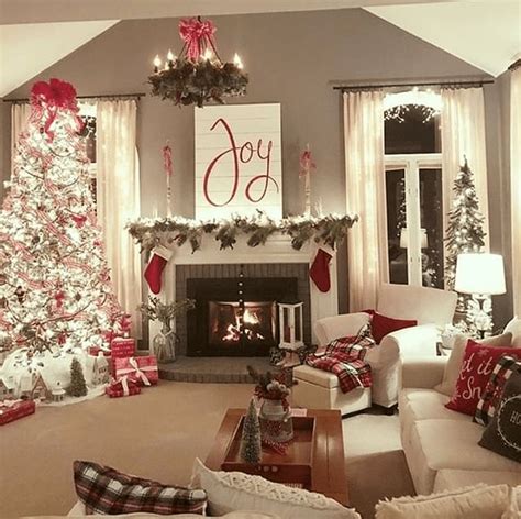 31 Beautiful Christmas Living Room Decor Ideas You Should Copy Now ...