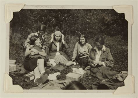 Maria Bloch-Bauer (in plaid sweater) poses with friends during a picnic. - Collections Search ...