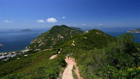 A Traveler's Guide to Hiking in Hong Kong