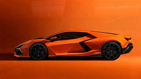 Lamborghini sets global sales record thanks to SUV demand - Drive