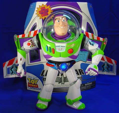 Toy Story Collection - Buzz Lightyear Film Replica with Utility Belt | Buzz lightyear, Toy story ...