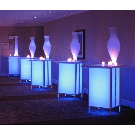 Bar – Illuminated Cocktail Table – LED – Cordless – Rebel Party Rentals