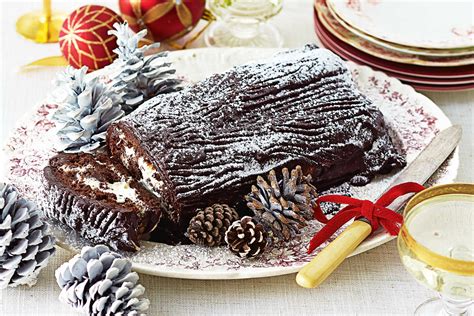 Buche de Noel (Yule Log Cake), A Delicious “Woody Pieces ...