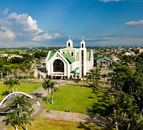 Aerial View of the Penafrancia Minor Basilica, Bicol Region of the Philippines · Free Stock Photo