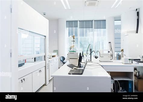 Interior of a laboratory Stock Photo - Alamy