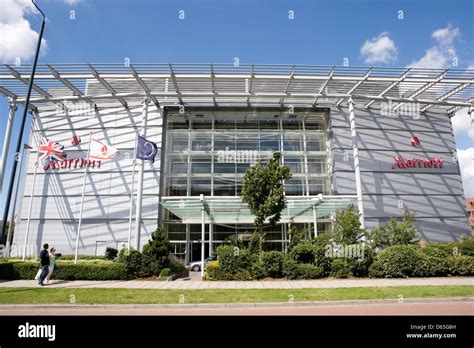 Marriott hotel Heathrow London England Stock Photo - Alamy