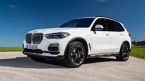 2021 BMW X5 plug-in hybrid SUV Reliability and Recalls | CarIndigo.com