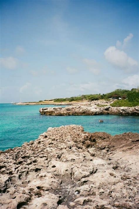 Malmok Beach (Best Snorkeling in Aruba!) - Avenly Lane Travel