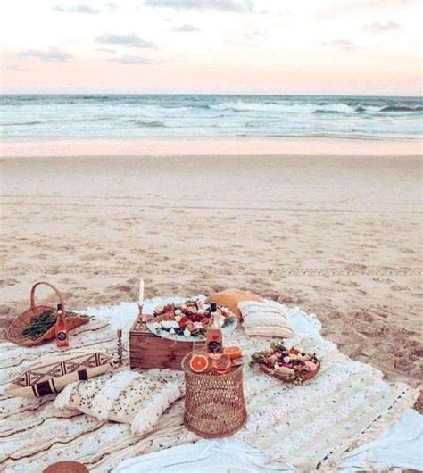 iconic fashion on Twitter | Beach picnic, Beach aesthetic, Summer vibes