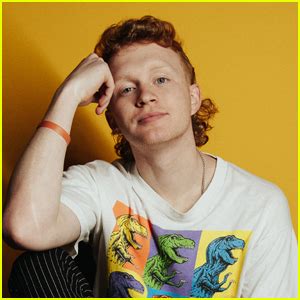 Get to Know ‘Sneakers’ Singer-Songwriter Knox With These 10 Fun Facts! (Exclusive) | 10 Fun ...