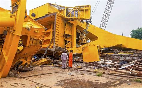 11 killed after giant crane collapses at Visakhapatnam shipyard ...