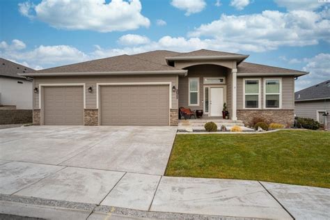 Kennewick, WA Real Estate - Kennewick Homes for Sale | realtor.com®