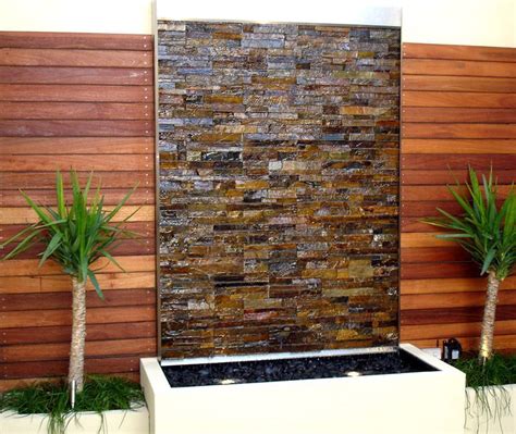 30+ Wall Water Feature Outdoor – HomeDecorish