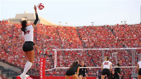 Nebraska volleyball sets world record with attendance: 'Women’s sports ...