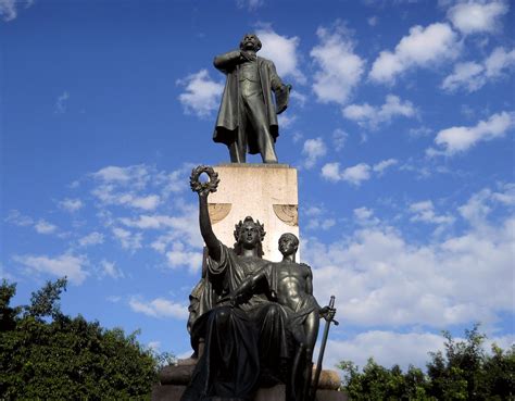 Monumento a Juan Pablo Duarte y Díez | Hoy, 27 de Febrero, s… | Flickr