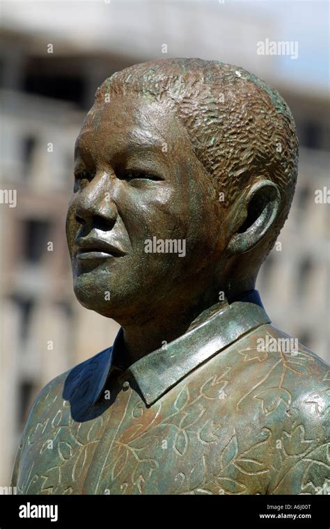 Nelson Mandela statue Cape Town South Africa RSA Stock Photo - Alamy