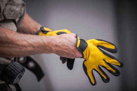 Give Employees a Hand: A Guide to Safety Gloves - Safesite