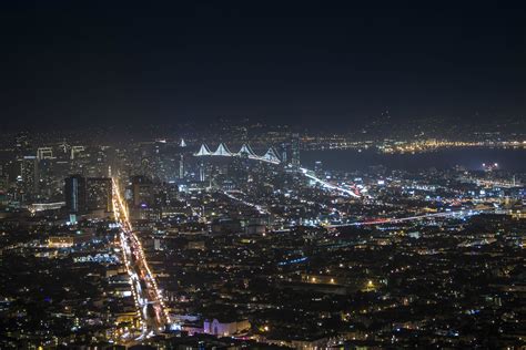 San Francisco at night (from twin peaks) : r/bayarea