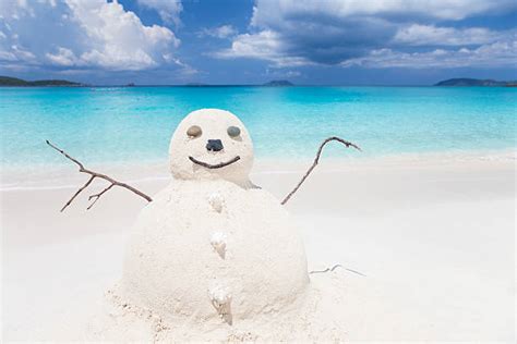 Best Sand Snowman Stock Photos, Pictures & Royalty-Free Images - iStock