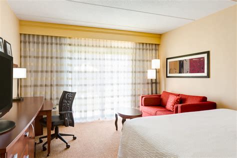 Courtyard by Marriott Raleigh Midtown | Raleigh, NC 27609