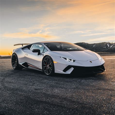 White Lamborghini Huracan - Brixton Forged™