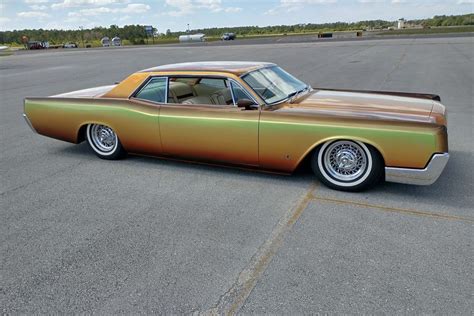 Find of the Day: A Custom 1967 Lincoln Continental Coupe Created by ...