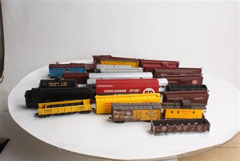 HO Scale Freight Passenger Cars 27 | eBay