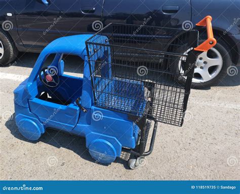 Shopping cart for kids stock image. Image of supermarket - 118519735