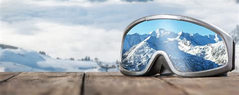 How To Choose Ski Goggles - Complete Guide