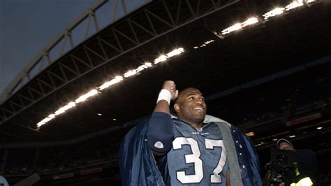 An oral history of former Seahawks RB Shaun Alexander’s MVP season ...