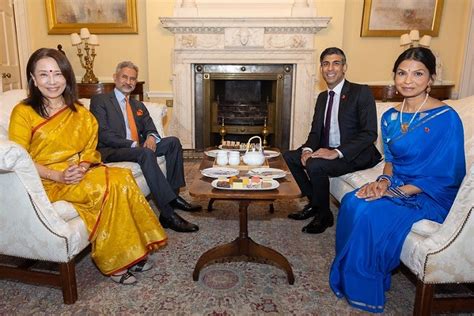 EAM S Jaishankar calls on UK PM Rishi Sunak and his family on occasion of Diwali at his home in ...