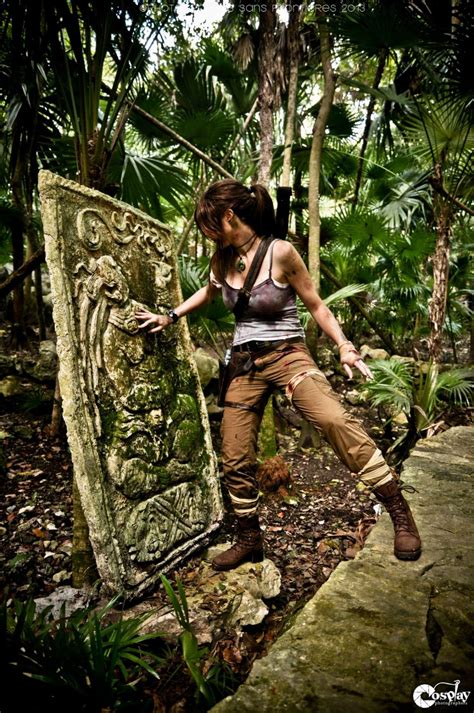 CosGeek: Lara Croft