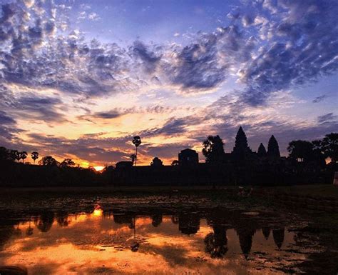 Detailed guide to explore Angkor wat at sunrise