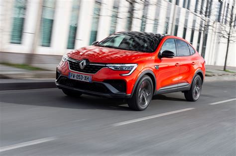 Renault Arkana e-Tech : le nouveau SUV-coupé hybride révèle sa conso et ...