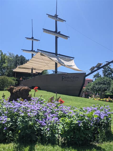 Pirates' Cove Theme Park | Elk Grove Village, IL