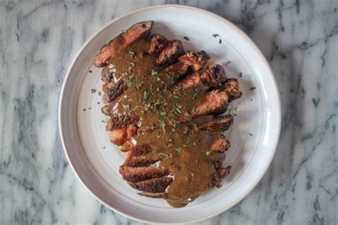 Ribeye Steak with Bourbon Cream Sauce - thekittchen