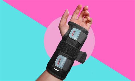 Amazon shoppers swear by this wrist brace for carpal tunnel