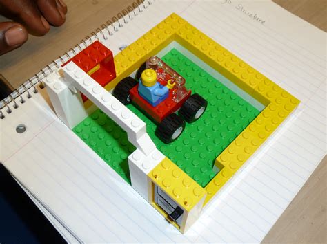 Lego Garage : 7 Steps - Instructables