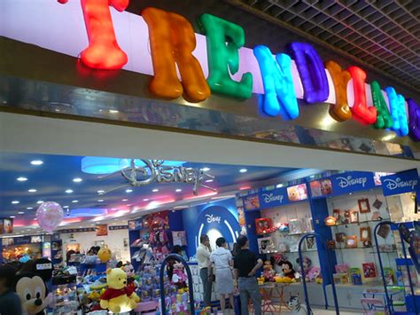 Fake Disney store, Shanghai, China.JPG | Cory Doctorow | Flickr