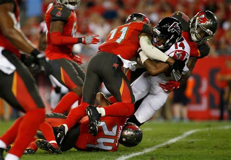 Buccaneers at Falcons: Stream, game time, how to watch