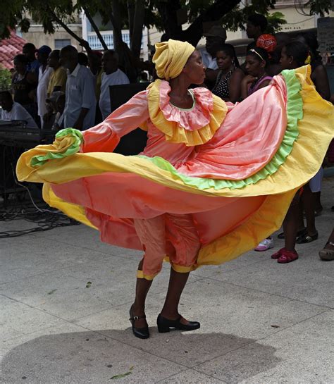 ZeeGlobe: Santiago de Cuba Carnival