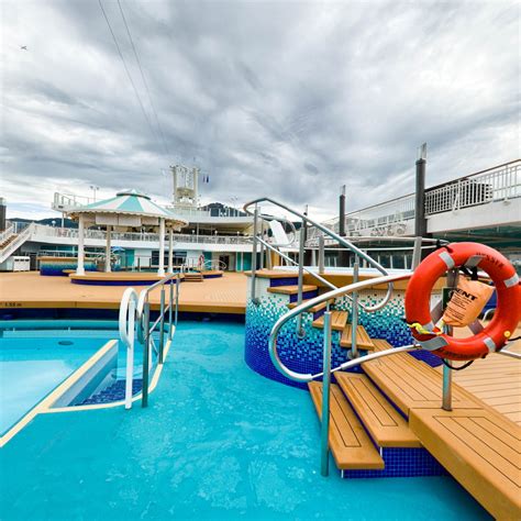 Pool on Norwegian Pearl Cruise Ship - Cruise Critic