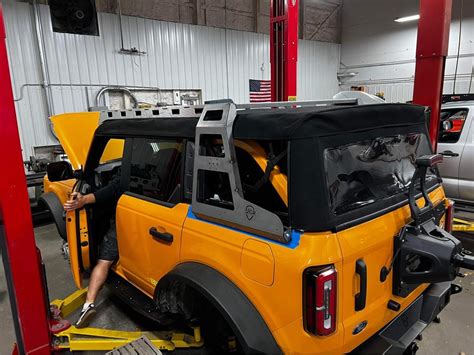 Low profile soft top roof rack - JcrOffroad | Bronco6G - 2021+ Ford ...