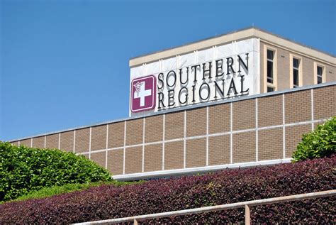 Heroes Saluting Heroes Parade at Southern Regional Medical Center ...