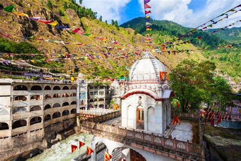 Gurudwara Shri Manikaran Sahib, India Stock Photo - Image of building ...